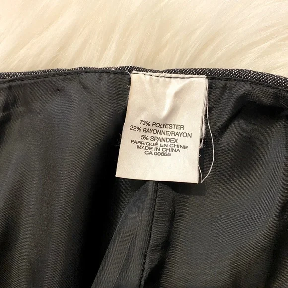 Grey pencil skirt with draping - Picture 3 of 3